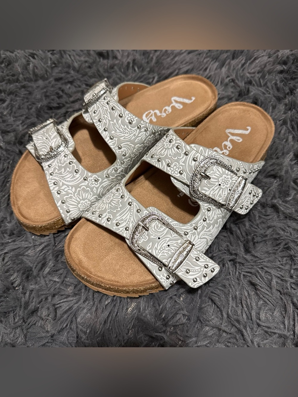 Very G Sandals